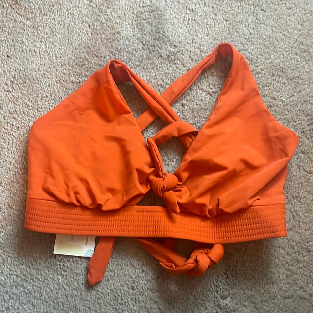 NWT Wild Isles Dottie Bikini top their size 2.